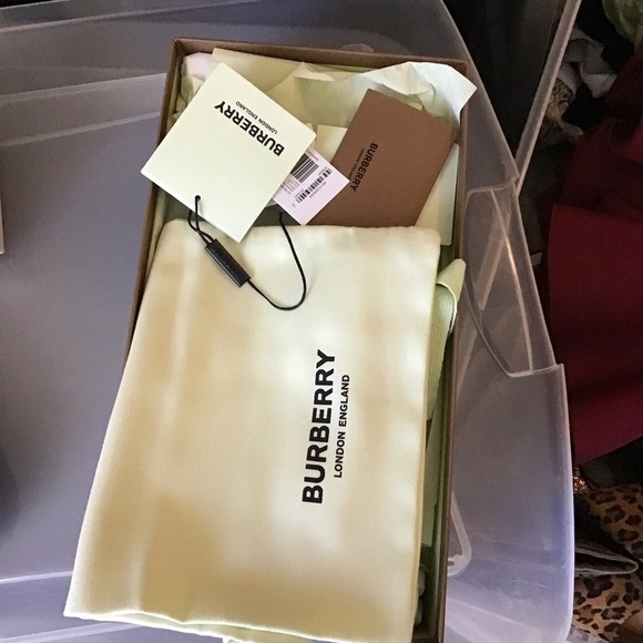 Burberry espadrilles new with box - Picture 8 of 8
